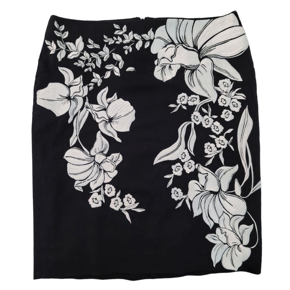 WHBM Floral embroidered skirt